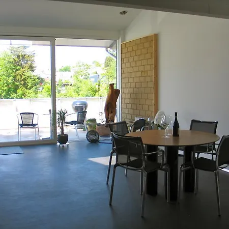 Artist'S Loft Zur Maloya Apartment Ormalingen Room photo