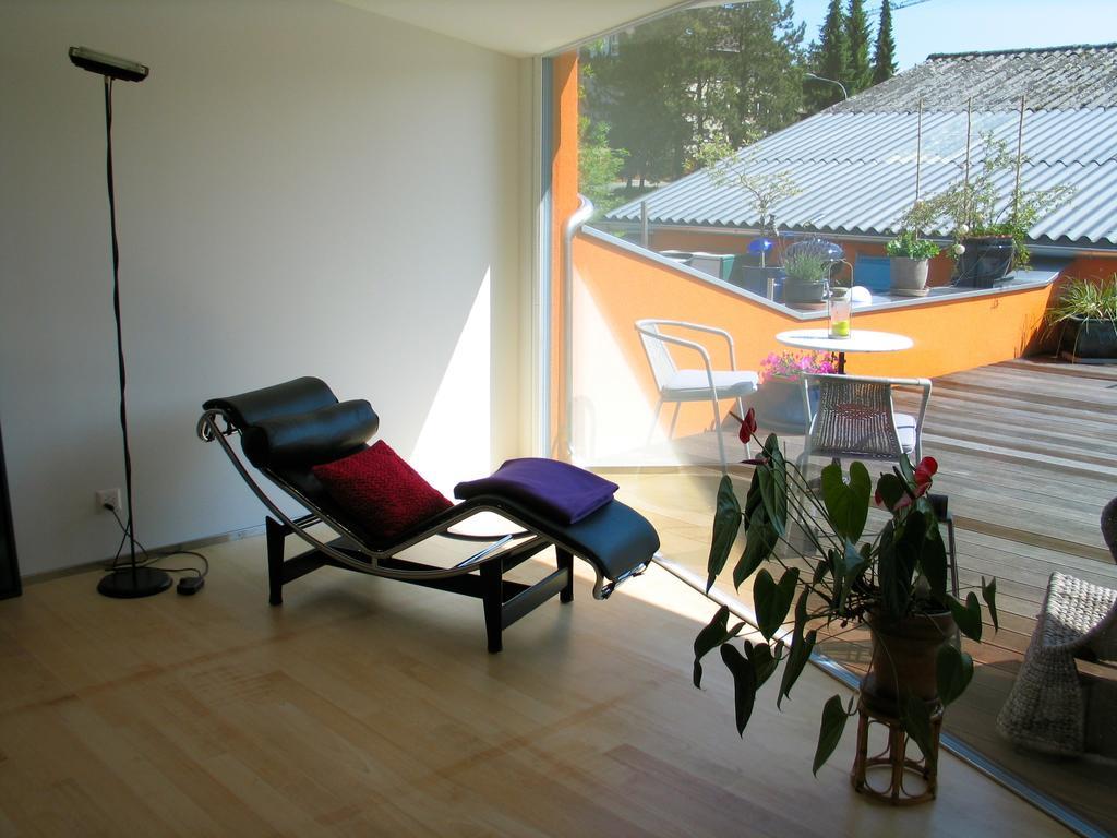 Artist's Loft Zur Maloya Apartment Ormalingen